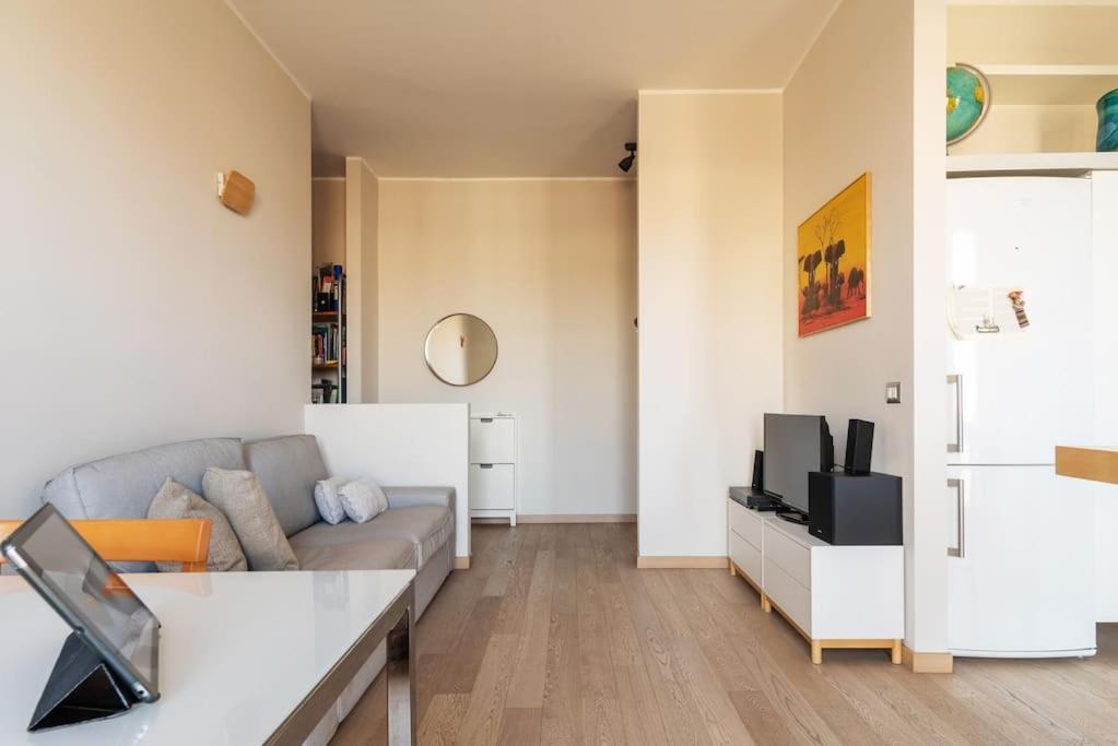 Schiavoni Flexyrent Wifi Apartment Milan Exterior photo
